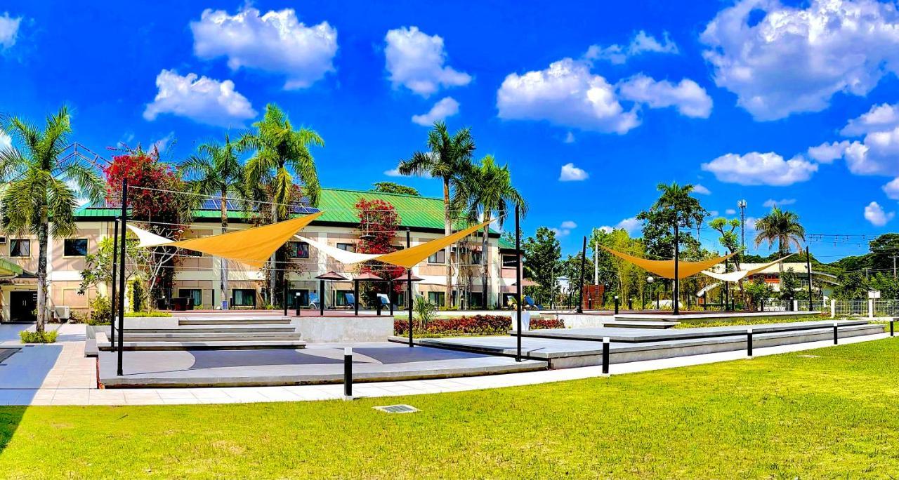 Luisita Central Park Hotel Tarlac City Exterior foto